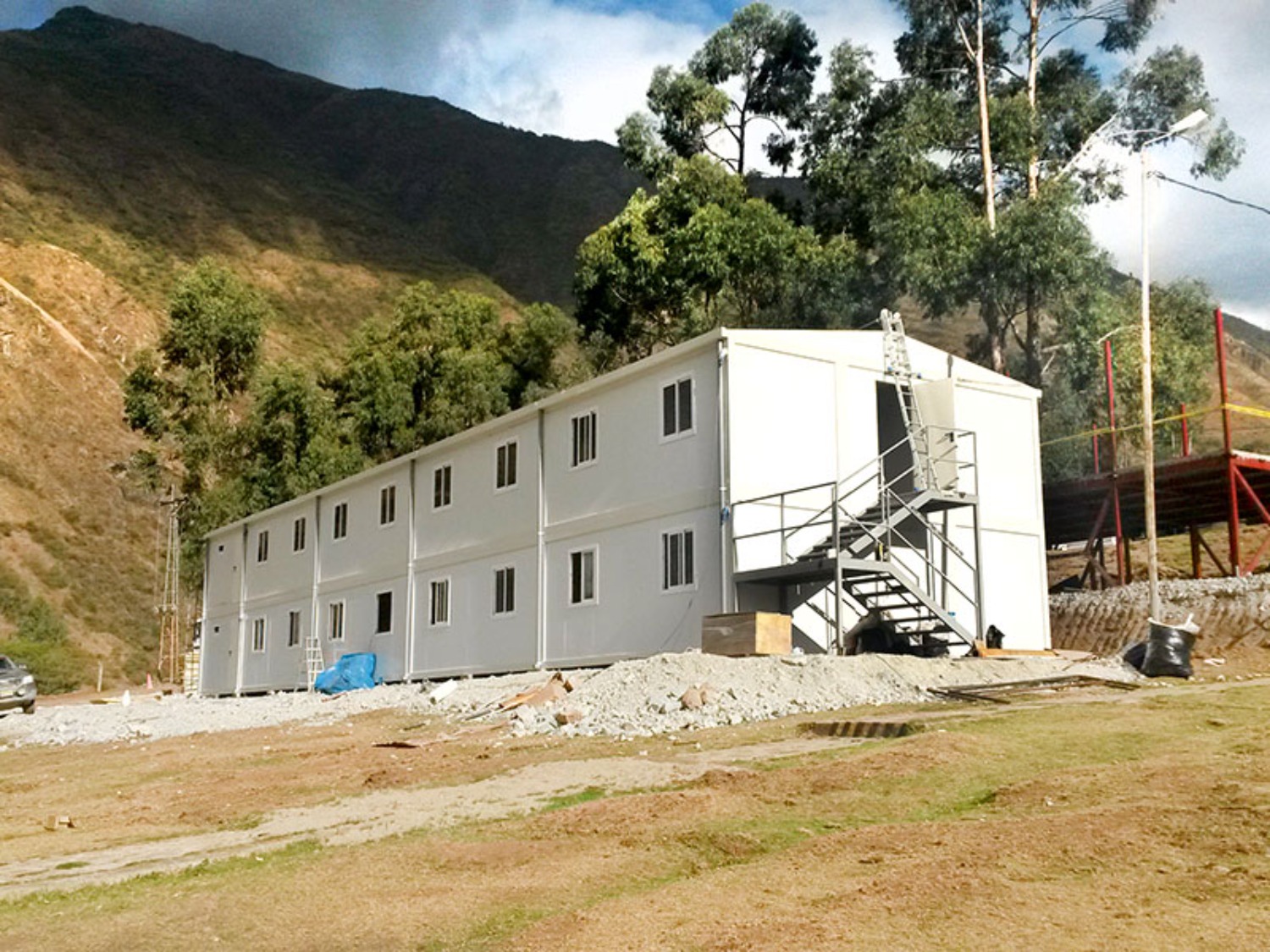 Sistema constructivo prefabricado de acero